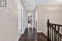 44 MATTEO TRAIL | Hamilton Ontario | Slide Image Thirty-four