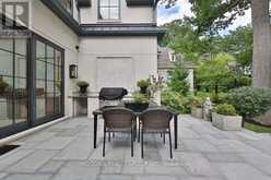 238 MINEOLA ROAD W | Mississauga Ontario | Slide Image Eight