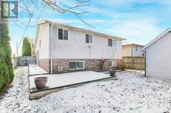 4 EASTWOOD DRIVE | Welland Ontario | Slide Image Thirty-one