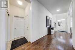 2 JAMES PARROTT AVENUE | Markham Ontario | Slide Image Eight