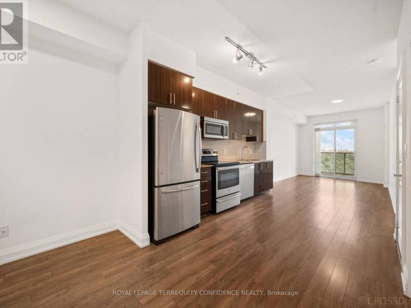 727 - 7161 YONGE STREET, Markham, Ontario L3T 0C8