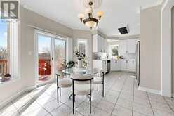 19 FOUNTAIN COURT | Richmond Hill Ontario | Slide Image Sixteen