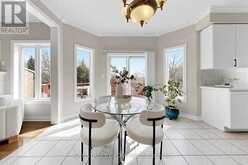 19 FOUNTAIN COURT | Richmond Hill Ontario | Slide Image Fifteen