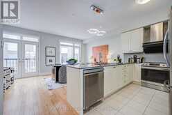 6 TEASEL WAY | Markham Ontario | Slide Image Four