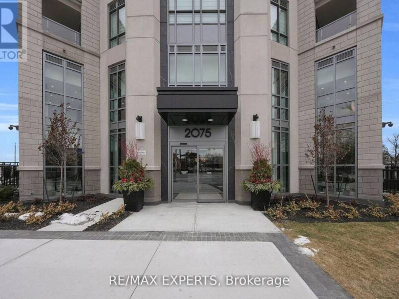 203 - 2075 KING ROAD, King, Ontario L7B 0R6