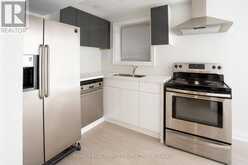 5940 BLUE SPRUCE AVENUE | Burlington Ontario | Slide Image Thirty-seven