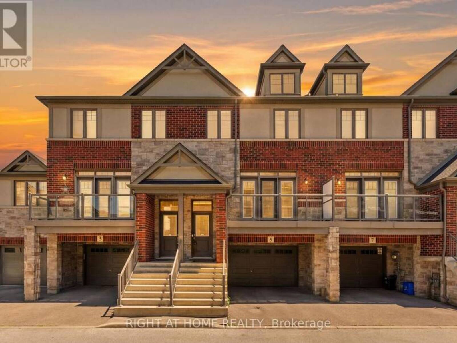 5 ANDRUSS LANE, Hamilton, Ontario L9G 0G7