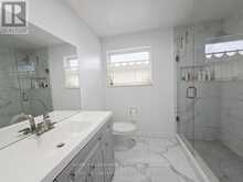 7 BURTONWOOD CRESCENT | Toronto Ontario | Slide Image Nine