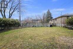 7 BURTONWOOD CRESCENT | Toronto Ontario | Slide Image Fifteen