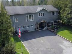 1 MUSTARD STREET Uxbridge Ontario, L9P 1R2