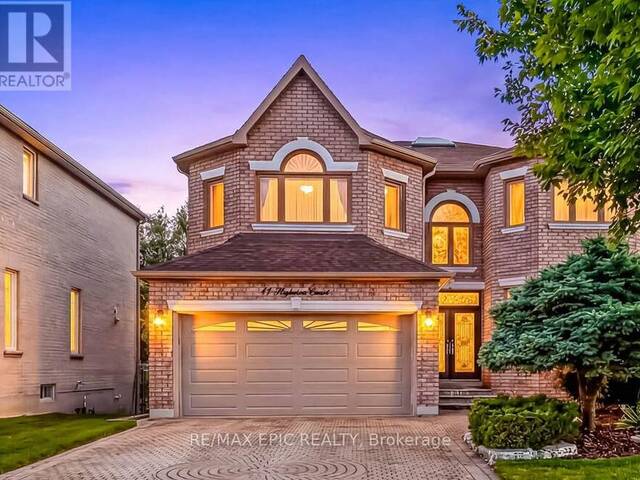 11 PALACE COURT Richmond Hill Ontario, L4B 4C3 - 5 Bedrooms Home For Sale
