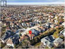 11 PALACE COURT | Richmond Hill Ontario | Slide Image Five