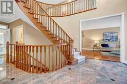 11 PALACE COURT | Richmond Hill Ontario | Slide Image Nine