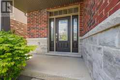 32 CARLETON TRAIL | New Tecumseth Ontario | Slide Image Forty-five