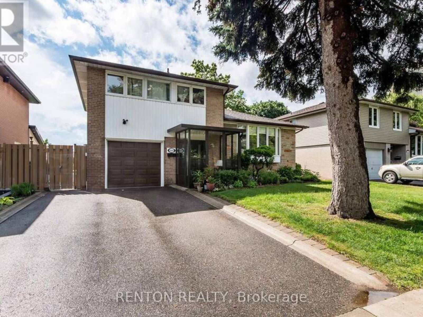 2304 BONNER ROAD, Mississauga, Ontario L5J 2C6