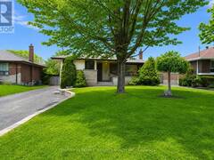 586 CENTRAL PK BOULEVARD N Oshawa Ontario, L1G 6A4