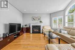 66 HOLLYLANE DRIVE | Markham Ontario | Slide Image Sixteen