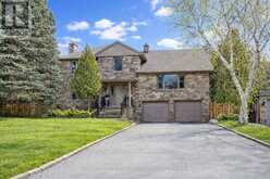 19 LOWER LINKS ROAD | Toronto Ontario | Slide Image One