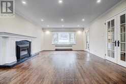 19 LOWER LINKS ROAD | Toronto Ontario | Slide Image Five