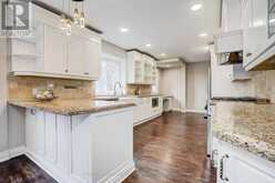 19 LOWER LINKS ROAD | Toronto Ontario | Slide Image Nine