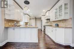 19 LOWER LINKS ROAD | Toronto Ontario | Slide Image Eight