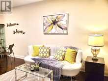 910 - 1 UPTOWN DRIVE | Markham Ontario | Slide Image Six
