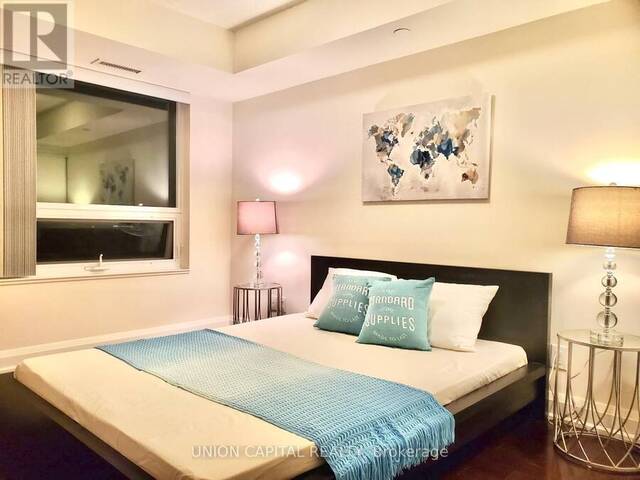 910 - 1 UPTOWN DRIVE Markham Ontario, L3R 5C1 - 1 Bedroom Condo For Sale