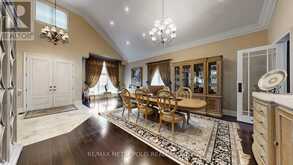 51 BABAK BOULEVARD | Vaughan Ontario | Slide Image Four