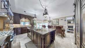 51 BABAK BOULEVARD | Vaughan Ontario | Slide Image Twelve