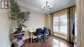 51 BABAK BOULEVARD | Vaughan Ontario | Slide Image Twenty