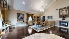51 BABAK BOULEVARD | Vaughan Ontario | Slide Image Six