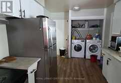 2 RIDEAU CRESCENT | Hamilton Ontario | Slide Image Six