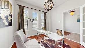 205 FRED MCLAREN BOULEVARD | Markham Ontario | Slide Image Seventeen