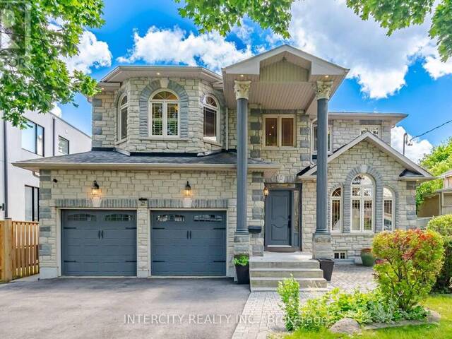 25 LOCKHEED BOULEVARD Toronto Ontario, M9P 2H5 - 6 Bedrooms Home For Sale