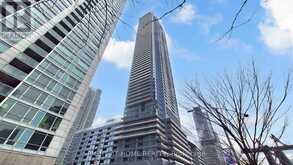 7706 - 3 CONCORD CITY PLACE WAY | Toronto Ontario | Slide Image Two