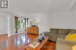 1471 PICKWICK DRIVE | Mississauga Ontario | Slide Image Seven