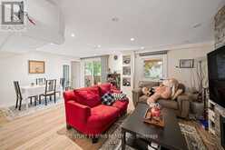 33 AUTUMN WAY | Aurora Ontario | Slide Image Forty