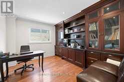 33 AUTUMN WAY | Aurora Ontario | Slide Image Seven