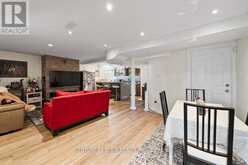 33 AUTUMN WAY | Aurora Ontario | Slide Image Thirty-seven