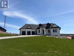 11 CALDWELL DRIVE Oro-Medonte Ontario, L0L 2L0