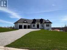 11 CALDWELL DRIVE | Oro-Medonte Ontario | Slide Image Three