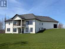 11 CALDWELL DRIVE | Oro-Medonte Ontario | Slide Image Two