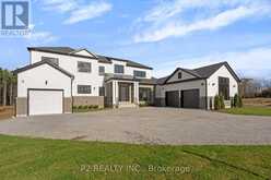 50 NEWTON REED CRESCENT | Uxbridge Ontario | Slide Image Six