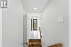 308 APPLEBY LINE | Burlington Ontario | Slide Image Seventeen