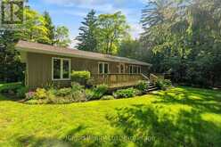 20 MACTAVESH CRESCENT | Bayfield Ontario | Slide Image Two