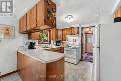 20 MACTAVESH CRESCENT | Bayfield Ontario | Slide Image Ten
