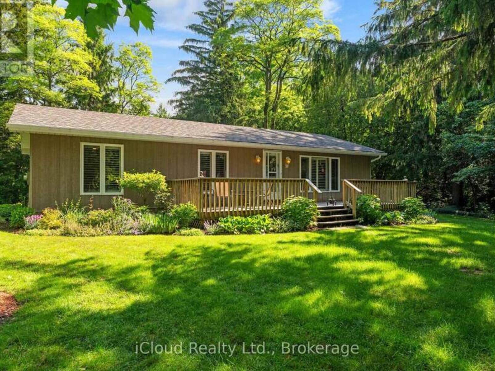 20 MACTAVESH CRESCENT, Bayfield, Ontario N0M 1G0