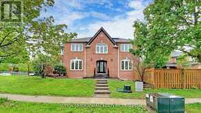 470 DOUBLETREE LANE | Newmarket Ontario | Slide Image One