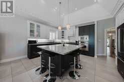 56 PARK RIDGE DRIVE | Vaughan Ontario | Slide Image Sixteen