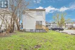 227 BRIDGE AVENUE | Windsor Ontario | Slide Image Fifteen